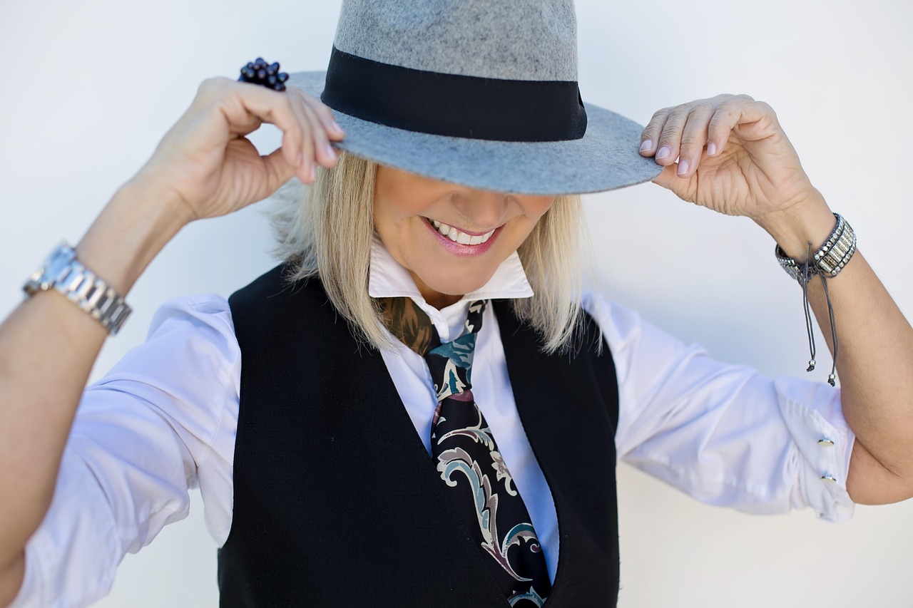 erfolgreiche frauen in der modebranche: inspirierende geschichten, bedeutende errungenschaften und einfluss auf die globale fashion-industrie.